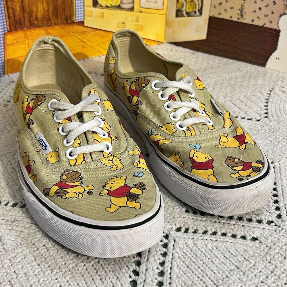 Vans Authentic Disney Winnie The Pooh Shoes Sneaker Khaki Men 7 Women 8.5 LowTop